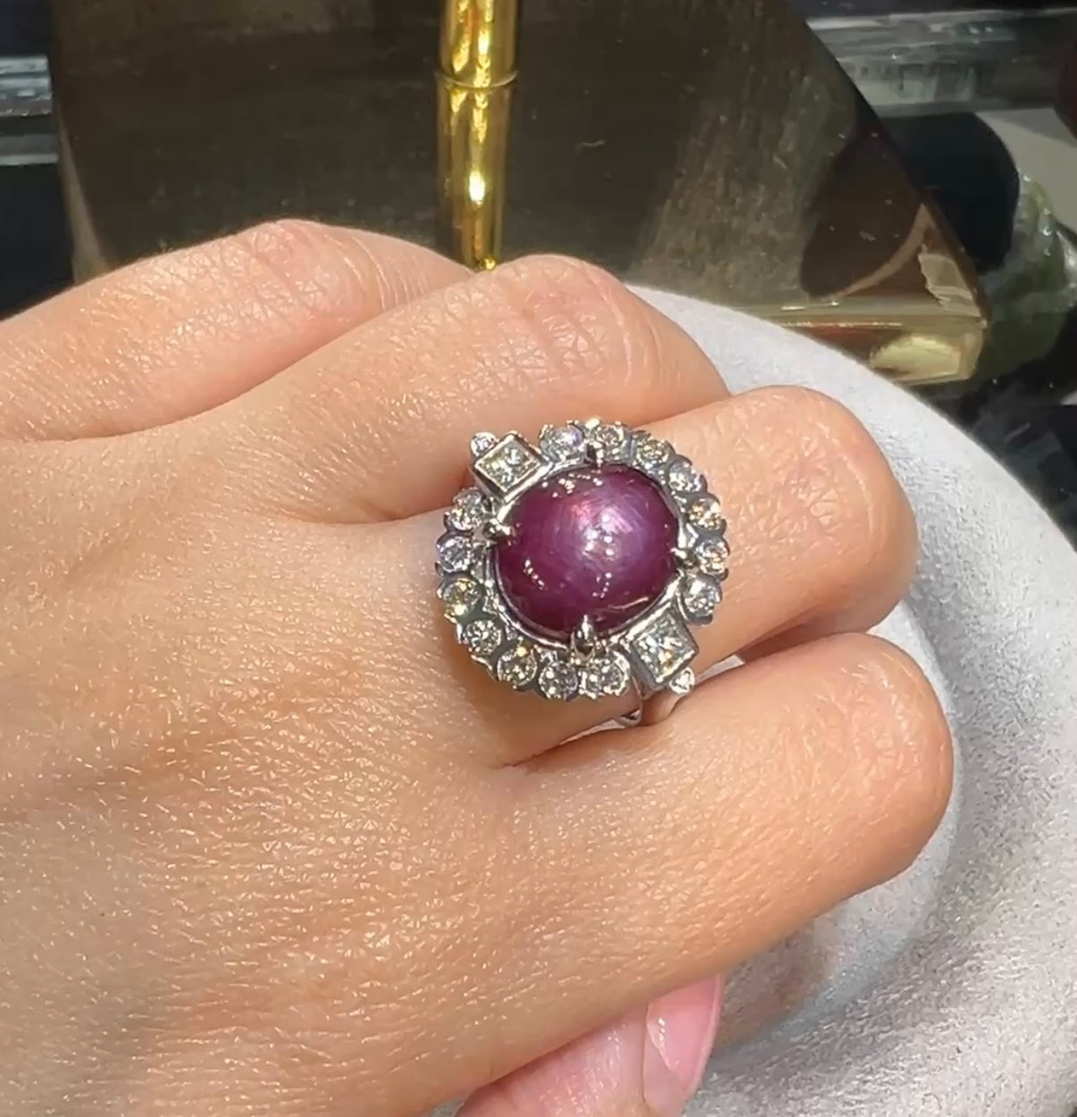 Natural Star Ruby Ring 8.64ct In 18K White Gold