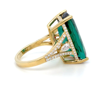 17.55 Carat Tourmaline ring in 18K Yellow Gold